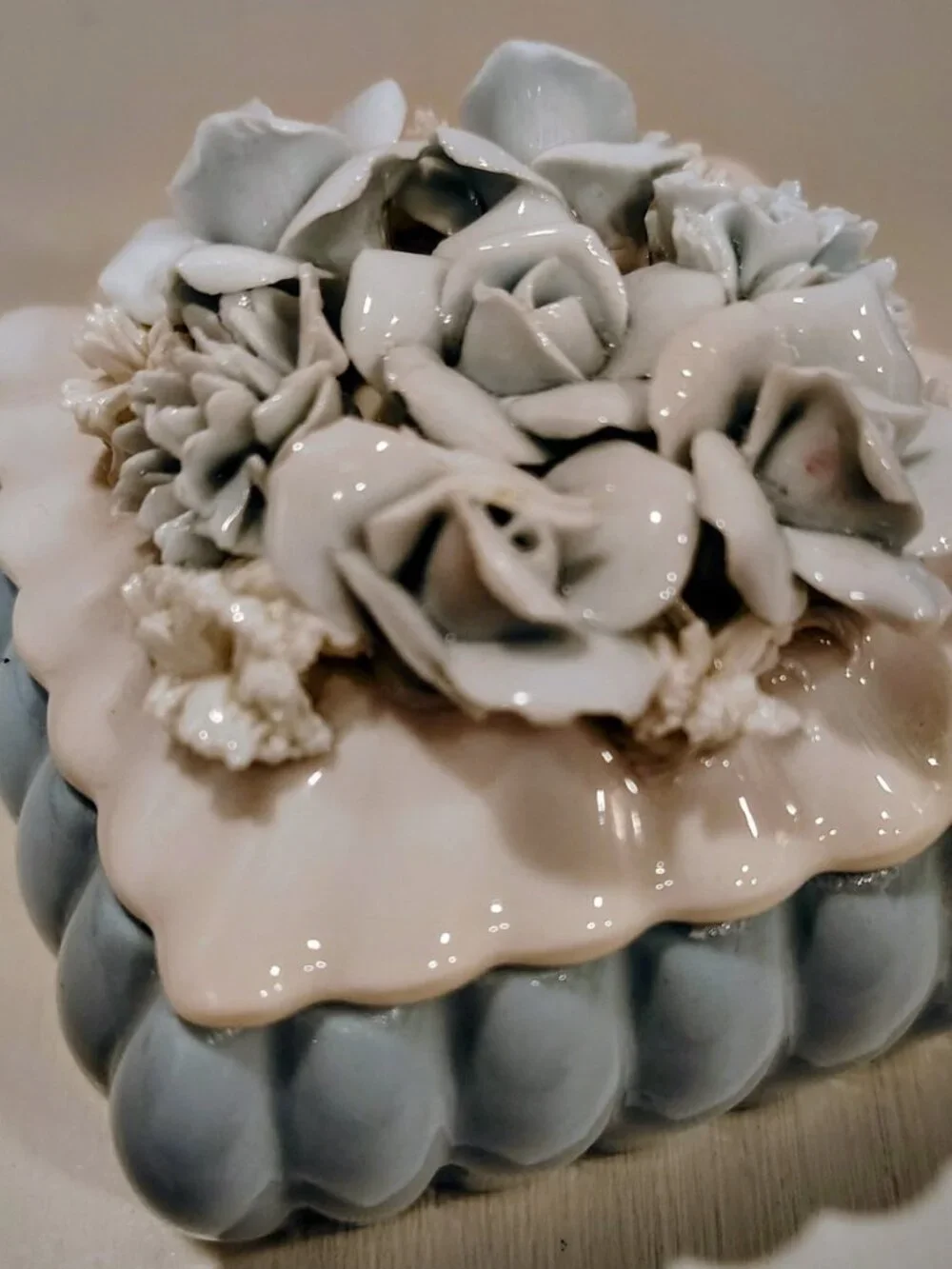 Vintage Japan Blue White Porcelain Floral Trinket Box
